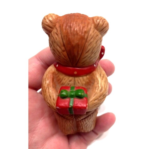 Vintage Enesco Lucy and Me Bear Hiding Present Red Polka Dot Bow 3 Inches Tall - Picture 6 of 7
